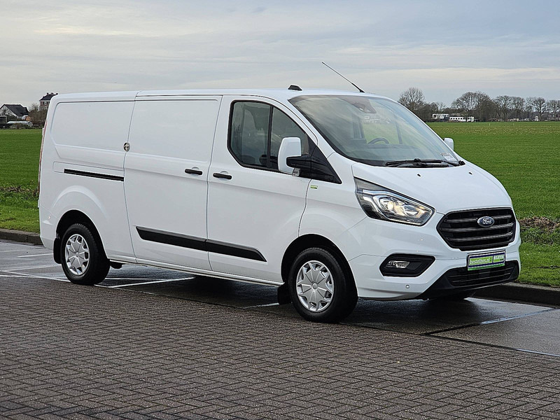 Ford Transit Custom 2.0 TDCI 130 TREND L2 - فان المدمجة: صورة 5 Ford Transit Custom 2.0 TDCI 130 TREND L2 - فان المدمجة: صورة 5