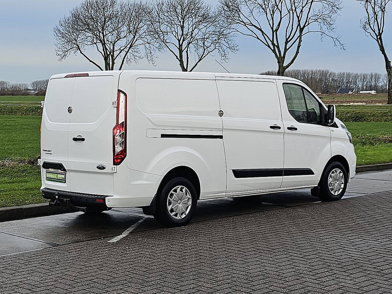 Ford Transit Custom 2.0 TDCI 130 TREND L2 - فان المدمجة: صورة 3 Ford Transit Custom 2.0 TDCI 130 TREND L2 - فان المدمجة: صورة 3
