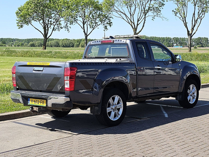 Isuzu D-max 1.9D ac automaat EURO6 - شاحنة البيك أب: صورة 3 Isuzu D-max 1.9D ac automaat EURO6 - شاحنة البيك أب: صورة 3