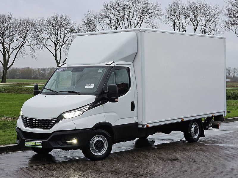 Iveco Daily 35 S ac automaat EURO6 - شاحنة بصندوق مغلق: صورة 2 Iveco Daily 35 S ac automaat EURO6 - شاحنة بصندوق مغلق: صورة 2
