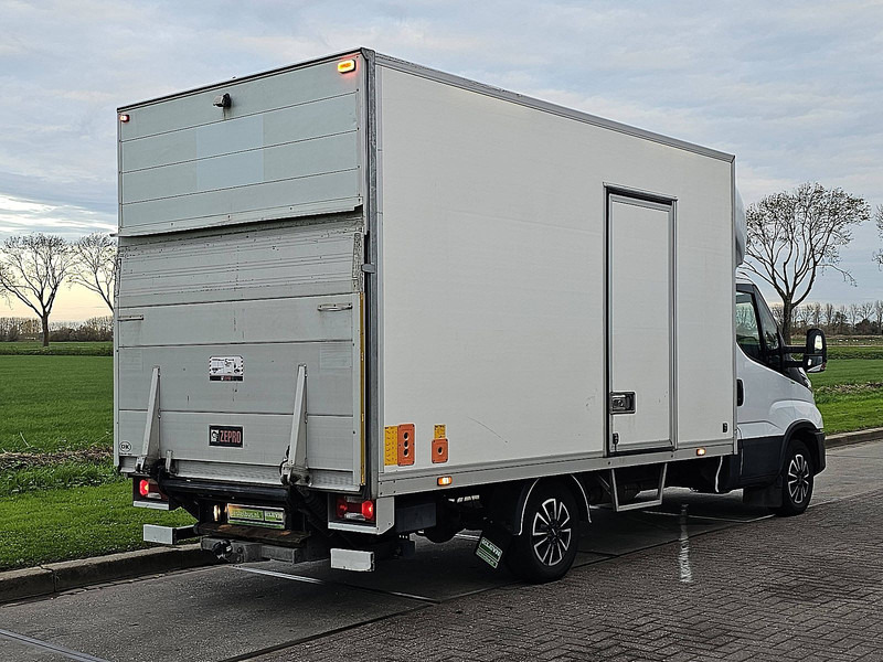 Iveco Daily 35S16 Bakwagen Laadklep! - شاحنة بصندوق مغلق: صورة 3 Iveco Daily 35S16 Bakwagen Laadklep! - شاحنة بصندوق مغلق: صورة 3