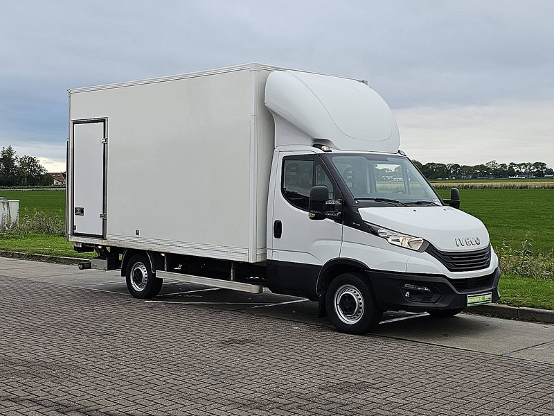Iveco Daily 35S18 Bakwagen Laadklep! - شاحنة بصندوق مغلق: صورة 5 Iveco Daily 35S18 Bakwagen Laadklep! - شاحنة بصندوق مغلق: صورة 5