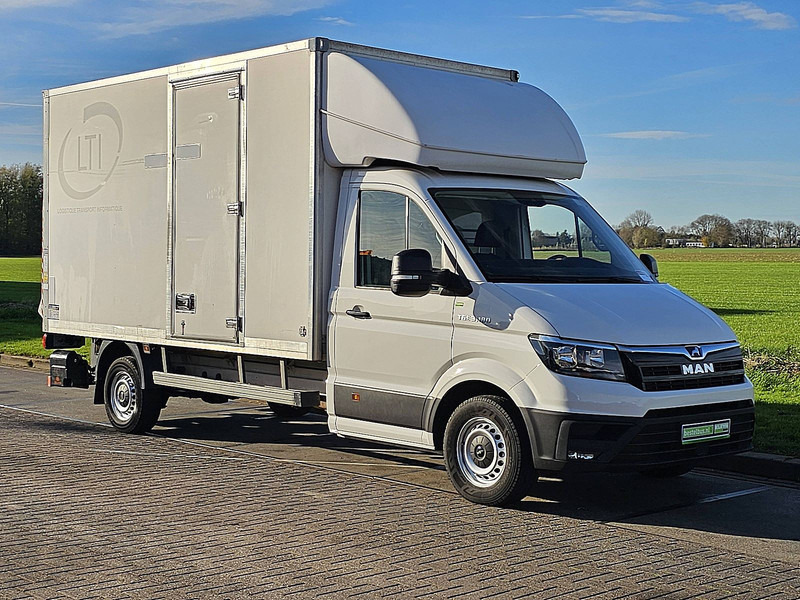 MAN TGE 3.180 Bakwagen Laadklep! - شاحنة بصندوق مغلق: صورة 5 MAN TGE 3.180 Bakwagen Laadklep! - شاحنة بصندوق مغلق: صورة 5