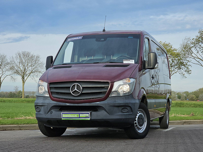 Mercedes-Benz 211 - فان المدمجة: صورة 1 Mercedes-Benz 211 - فان المدمجة: صورة 1