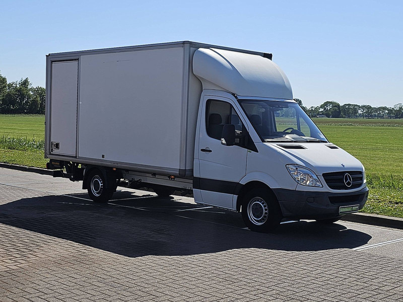 Mercedes-Benz Sprinter 313 ac laadklep zijdeur - شاحنة بصندوق مغلق: صورة 5 Mercedes-Benz Sprinter 313 ac laadklep zijdeur - شاحنة بصندوق مغلق: صورة 5