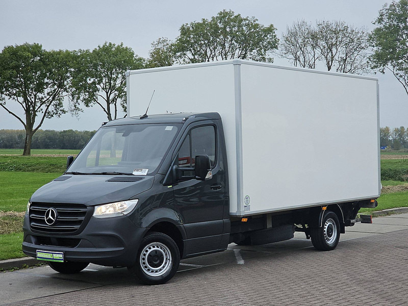 Mercedes-Benz Sprinter 314 Bakwagen Laadklep! - شاحنة بصندوق مغلق: صورة 2 Mercedes-Benz Sprinter 314 Bakwagen Laadklep! - شاحنة بصندوق مغلق: صورة 2