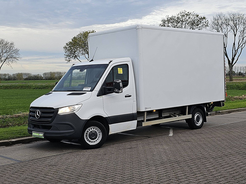 Mercedes-Benz Sprinter 315 Bakwagen Laadklep! - شاحنة بصندوق مغلق: صورة 2 Mercedes-Benz Sprinter 315 Bakwagen Laadklep! - شاحنة بصندوق مغلق: صورة 2