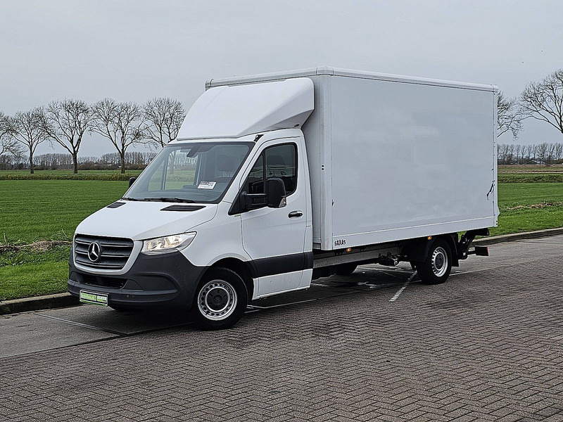 Mercedes-Benz Sprinter 316 Bakwagen Laadklep! - شاحنة بصندوق مغلق: صورة 2 Mercedes-Benz Sprinter 316 Bakwagen Laadklep! - شاحنة بصندوق مغلق: صورة 2