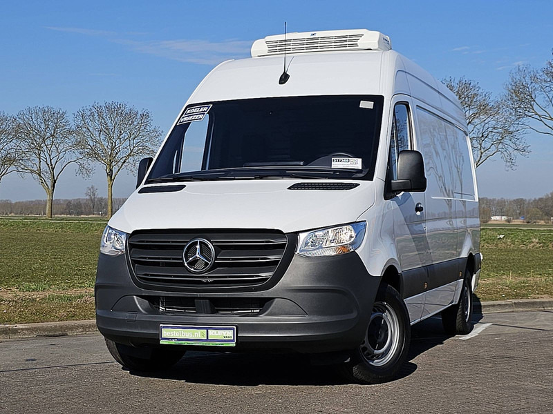 Mercedes-Benz Sprinter 317 L2H2 Koeler 3.5t-Trh - شاحنة توصيل مبردة: صورة 1 Mercedes-Benz Sprinter 317 L2H2 Koeler 3.5t-Trh - شاحنة توصيل مبردة: صورة 1