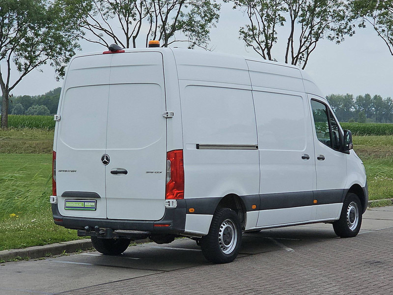 Mercedes-Benz Sprinter 319 L2H2 V6 3.5t-Trekh. - فان: صورة 3 Mercedes-Benz Sprinter 319 L2H2 V6 3.5t-Trekh. - فان: صورة 3