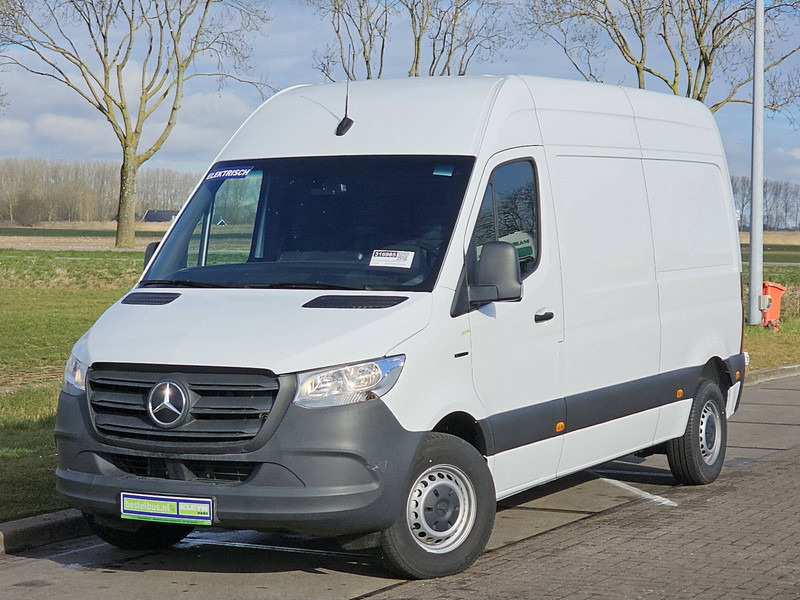 Mercedes-Benz eSprinter L2H2 41kWh DEMO! - فان, فان كهربائية: صورة 2 Mercedes-Benz eSprinter L2H2 41kWh DEMO! - فان, فان كهربائية: صورة 2