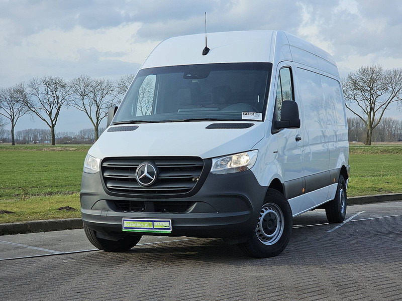 Mercedes-Benz eSprinter L2H2 47 kWh Airco! - فان, فان كهربائية: صورة 1 Mercedes-Benz eSprinter L2H2 47 kWh Airco! - فان, فان كهربائية: صورة 1