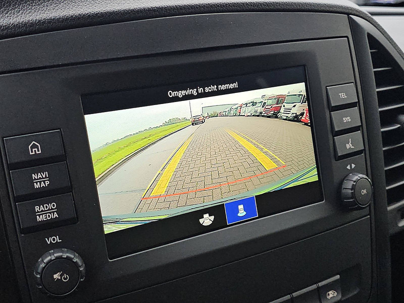 حافلة صغيرة, حافلة كهربائية Mercedes-Benz eVito  Tourer129 XXL 9p: صورة 11