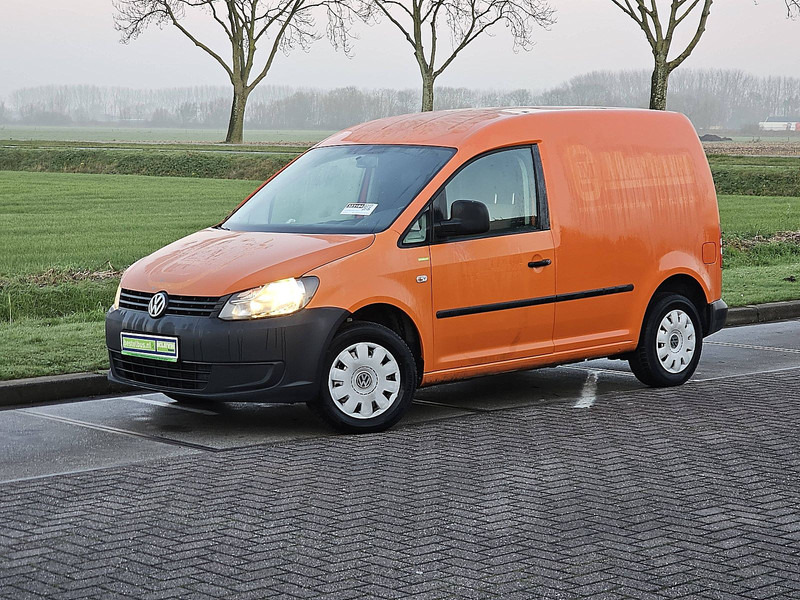 Volkswagen Caddy 1.6 - فان المدمجة: صورة 2 Volkswagen Caddy 1.6 - فان المدمجة: صورة 2