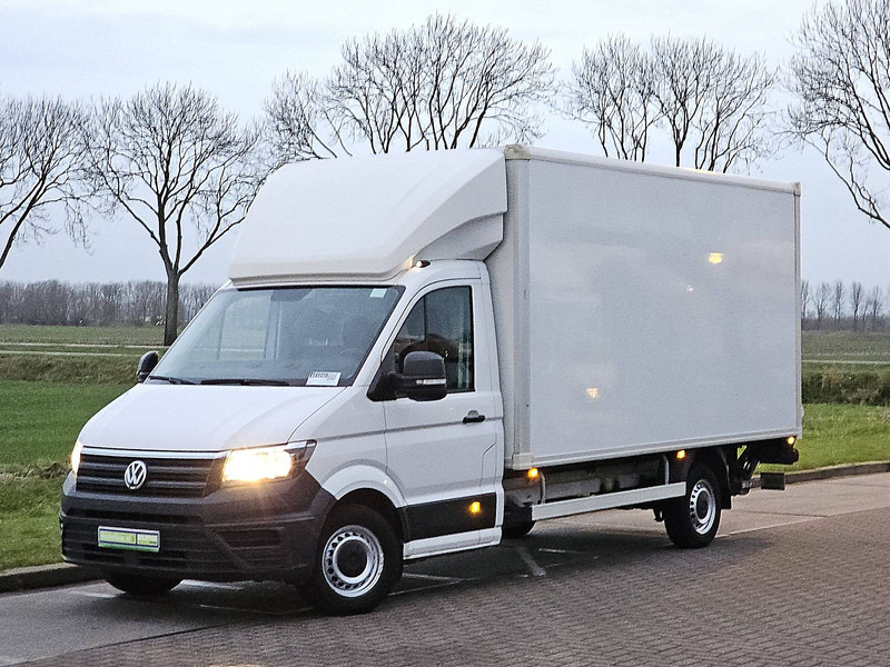 Volkswagen Crafter 35 2.0 ac carplay EURO6 - شاحنة بصندوق مغلق: صورة 2 Volkswagen Crafter 35 2.0 ac carplay EURO6 - شاحنة بصندوق مغلق: صورة 2