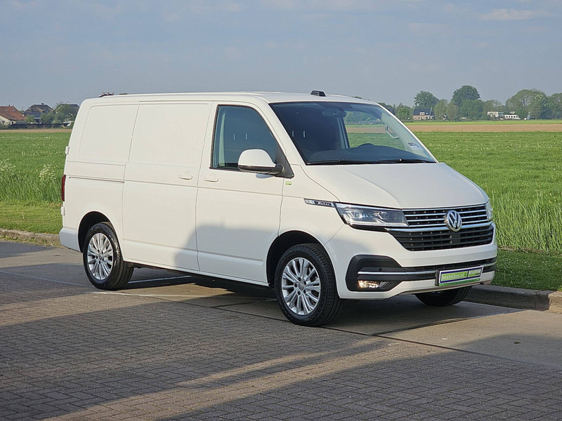 Volkswagen Transporter 2.0 TDI BULLI DIG-COKCPIT ! - فان المدمجة: صورة 5 Volkswagen Transporter 2.0 TDI BULLI DIG-COKCPIT ! - فان المدمجة: صورة 5