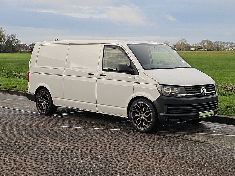 Volkswagen Transporter 2.0 TDI - فان المدمجة: صورة 5 Volkswagen Transporter 2.0 TDI - فان المدمجة: صورة 5