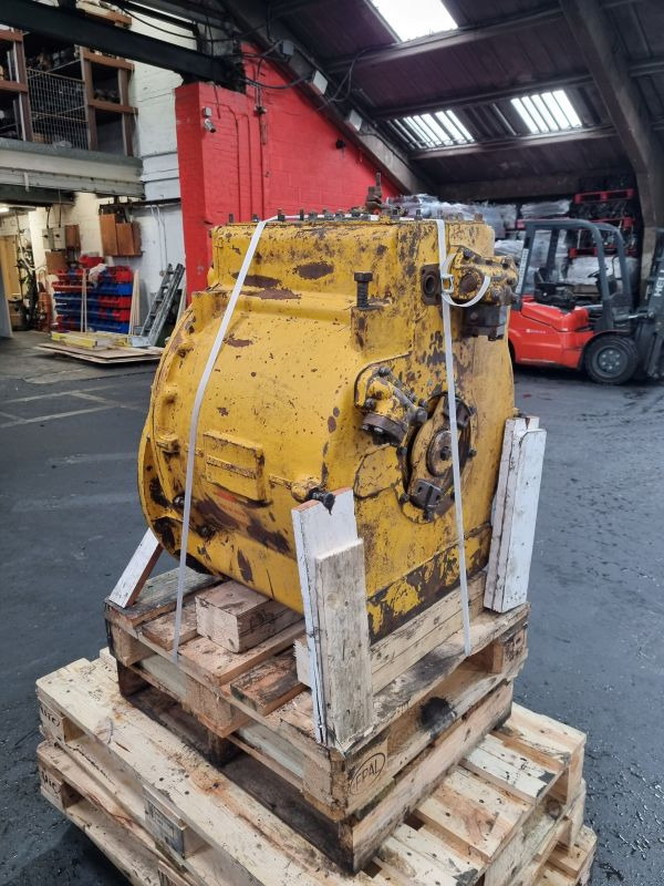 Caterpillar 3P1689 D8K Gearbox Gearbox (Plant) - صندوق التروس: صورة 2 Caterpillar 3P1689 D8K Gearbox Gearbox (Plant) - صندوق التروس: صورة 2