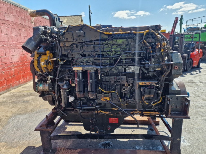 Komatsu SAA6D170E-5 Engine (Plant) - محرك - آلات الإنشاء: صورة 4 Komatsu SAA6D170E-5 Engine (Plant) - محرك - آلات الإنشاء: صورة 4