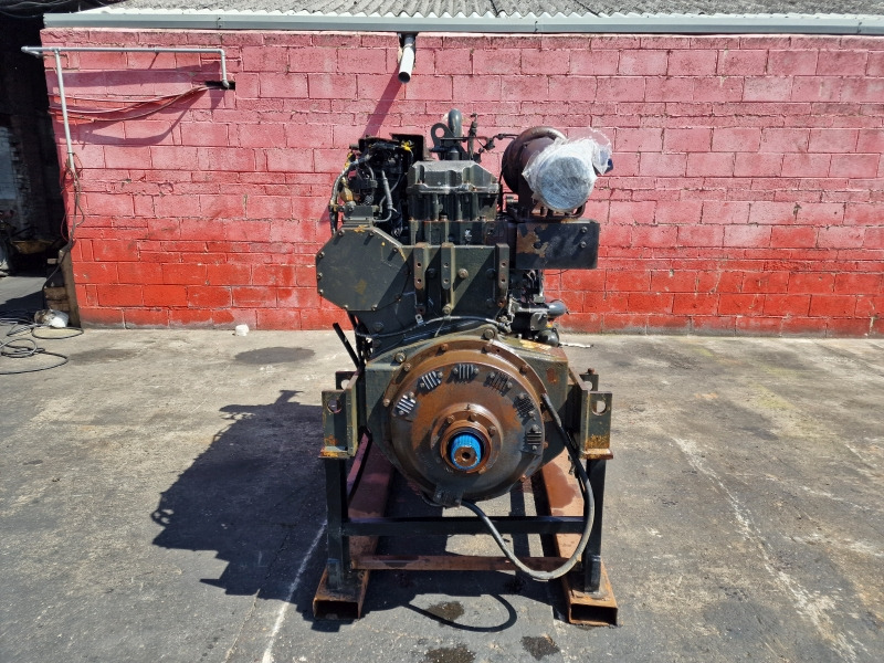 Komatsu SAA6D170E-5 Engine (Plant) - محرك - آلات الإنشاء: صورة 2 Komatsu SAA6D170E-5 Engine (Plant) - محرك - آلات الإنشاء: صورة 2