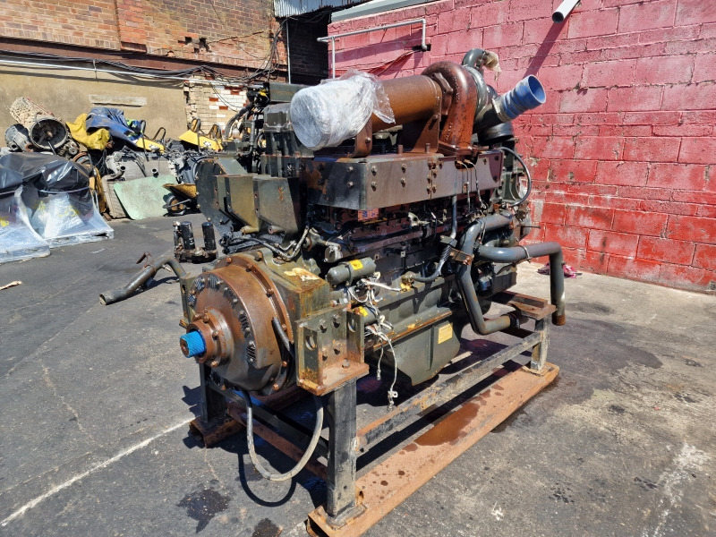 Komatsu SAA6D170E-5 Engine (Plant) - محرك - آلات الإنشاء: صورة 1 Komatsu SAA6D170E-5 Engine (Plant) - محرك - آلات الإنشاء: صورة 1