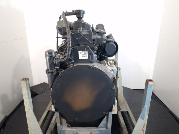 Mercedes Benz OM460LA.E3A/1-00 Engine (Industrial) CLAAS JAGUAR 930 NEW - محرك - معدات صناعية: صورة 2 Mercedes Benz OM460LA.E3A/1-00 Engine (Industrial) CLAAS JAGUAR 930 NEW - محرك - معدات صناعية: صورة 2
