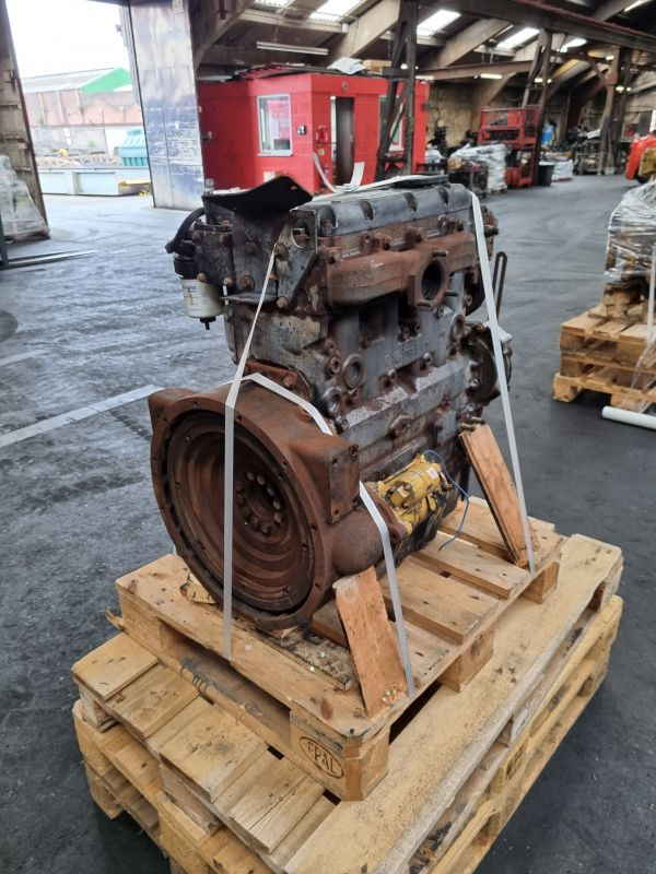 Perkins 1104 3054C Engine - محرك - معدات صناعية: صورة 1 Perkins 1104 3054C Engine - محرك - معدات صناعية: صورة 1