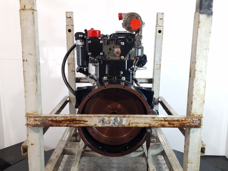 Perkins 1104D-44TA Engine (Plant) - محرك - آلات الإنشاء: صورة 5 Perkins 1104D-44TA Engine (Plant) - محرك - آلات الإنشاء: صورة 5