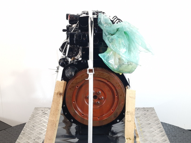 Perkins 404D-22 Engine (JCB Plant) - محرك - آلات الإنشاء: صورة 2 Perkins 404D-22 Engine (JCB Plant) - محرك - آلات الإنشاء: صورة 2