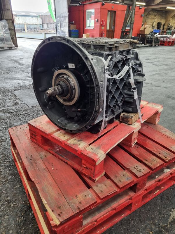 Volvo AT2412C Gearbox - صندوق التروس: صورة 1 Volvo AT2412C Gearbox - صندوق التروس: صورة 1