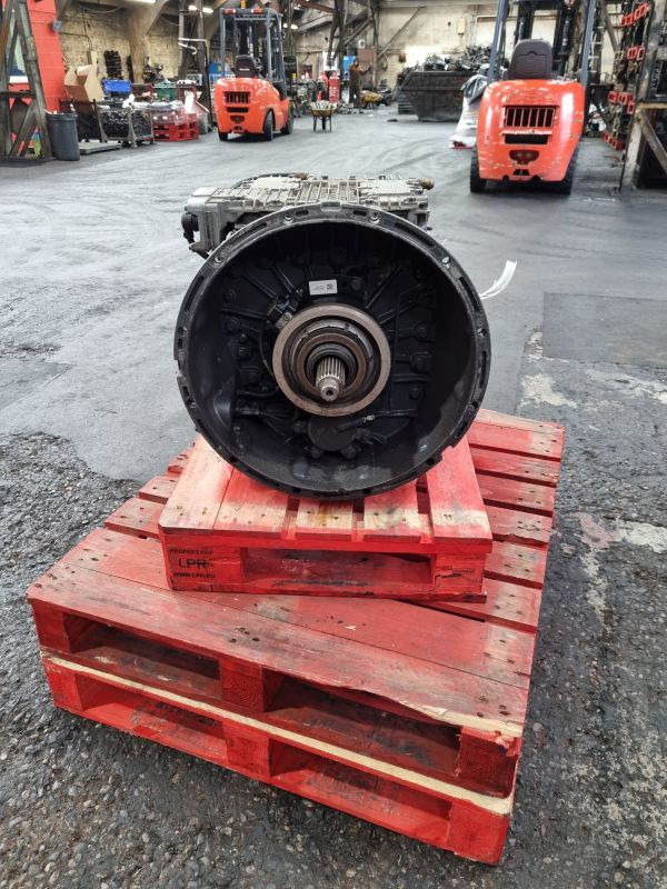 Volvo AT2412C Gearbox - صندوق التروس: صورة 2 Volvo AT2412C Gearbox - صندوق التروس: صورة 2