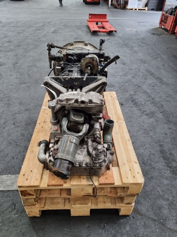 ZF 6S85 with voith Retarder Gearbox - صندوق التروس: صورة 5 ZF 6S85 with voith Retarder Gearbox - صندوق التروس: صورة 5