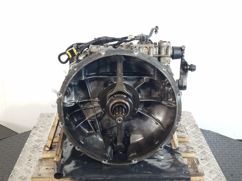 ZF Ecolite 6S800TO Renault Spec Gearbox - صندوق التروس: صورة 2 ZF Ecolite 6S800TO Renault Spec Gearbox - صندوق التروس: صورة 2