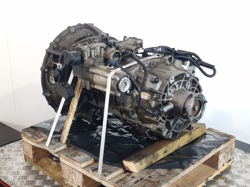 ZF Ecolite 6S800TO Renault Spec Gearbox - صندوق التروس: صورة 4 ZF Ecolite 6S800TO Renault Spec Gearbox - صندوق التروس: صورة 4