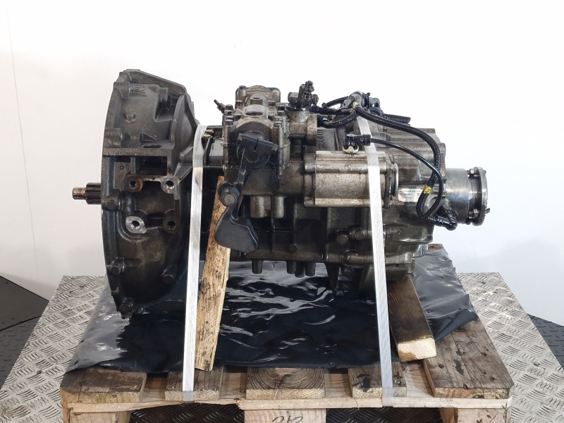 ZF Ecolite 6S800TO Renault Spec Gearbox - صندوق التروس: صورة 3 ZF Ecolite 6S800TO Renault Spec Gearbox - صندوق التروس: صورة 3