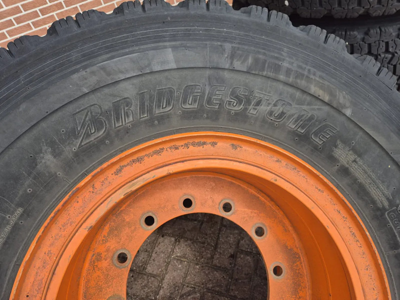 Bridgestone 20.5R25 - إطارات: صورة 5 Bridgestone 20.5R25 - إطارات: صورة 5