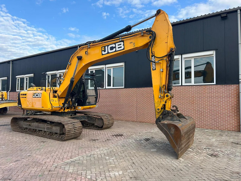 JCB JS220LC - حفار زاحف: صورة 2 JCB JS220LC - حفار زاحف: صورة 2