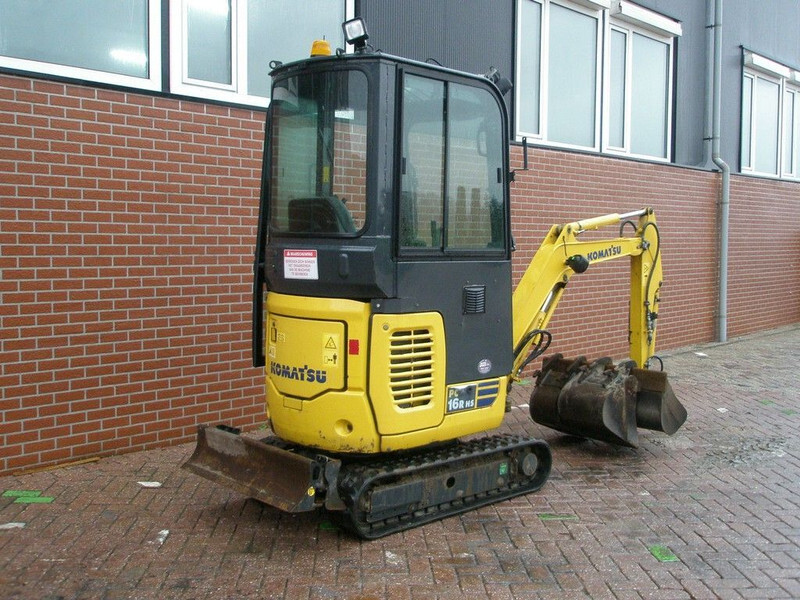 Komatsu PC16R-3HS - حفار صغير: صورة 3 Komatsu PC16R-3HS - حفار صغير: صورة 3