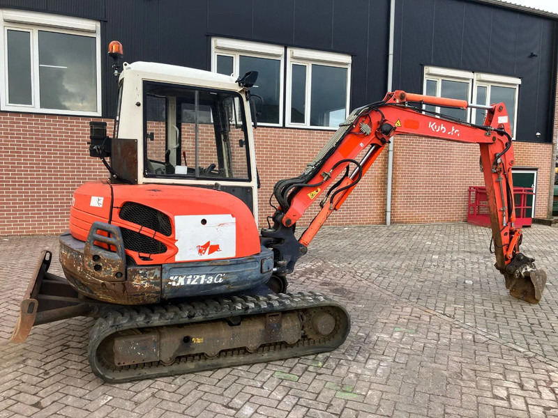 Kubota KX121-3a - حفار صغير: صورة 2 Kubota KX121-3a - حفار صغير: صورة 2