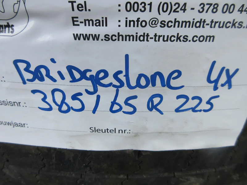 Bridgestone 385 / 65 R 22.5 OPLEGGER BANDEN MET STAAL WIEL - إطارات - شاحنة: صورة 5 Bridgestone 385 / 65 R 22.5 OPLEGGER BANDEN MET STAAL WIEL - إطارات - شاحنة: صورة 5