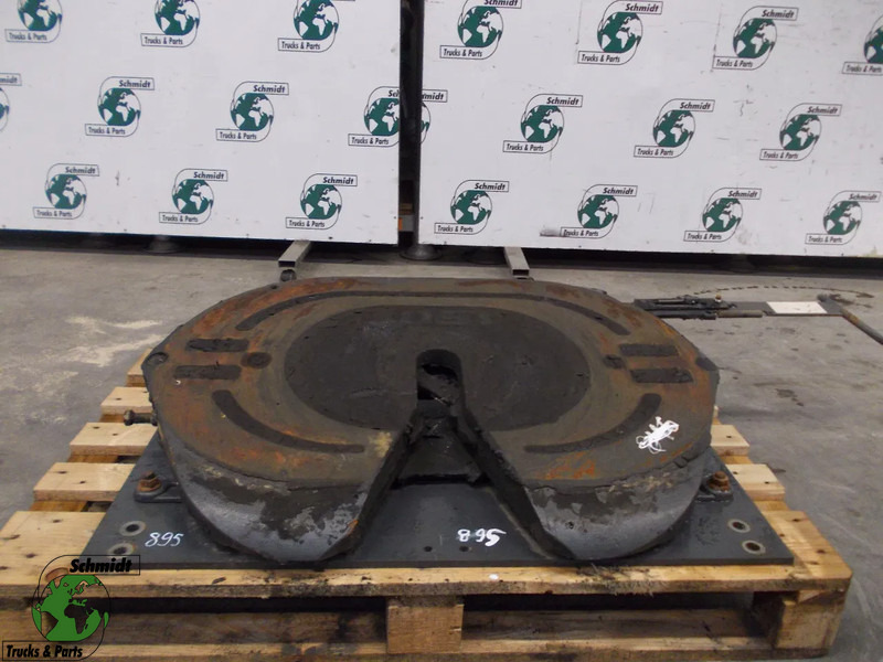 DAF 16304249 JOST MEGA SCHOTEL DAF XF 440 16304249 JOST MEGA SCHOTEL DAF XF 440 EURO 6 MODEL 2016 - قارنة سرجية - شاحنة: صورة 1 DAF 16304249 JOST MEGA SCHOTEL DAF XF 440 16304249 JOST MEGA SCHOTEL DAF XF 440 EURO 6 MODEL 2016 - قارنة سرجية - شاحنة: صورة 1