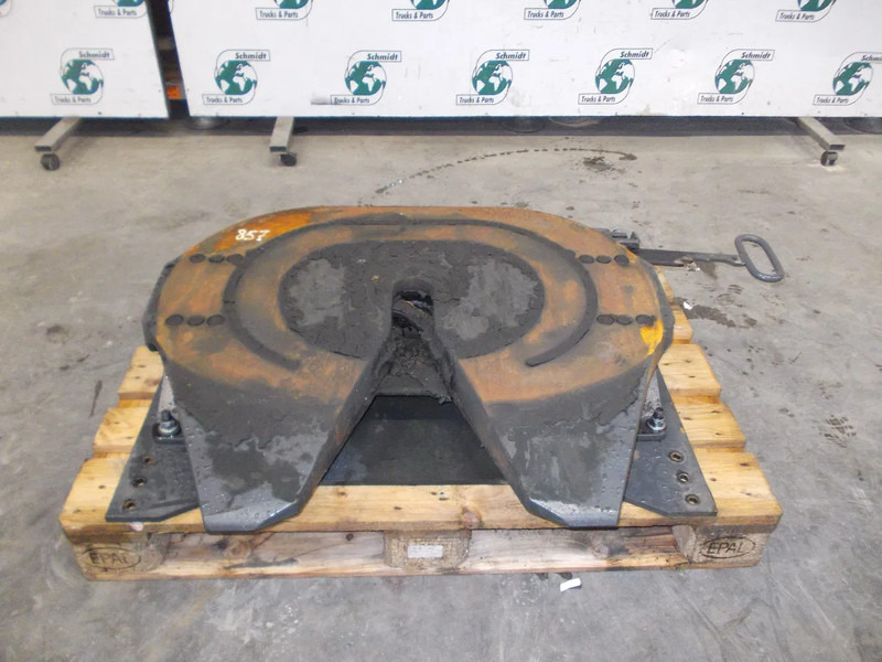 DAF 16304249 JOST MEGA SCHOTEL DAF XF 440 16304249 JOST MEGA SCHOTEL DAF XF 440 EURO 6 MODEL 2016 - قارنة سرجية - شاحنة: صورة 5 DAF 16304249 JOST MEGA SCHOTEL DAF XF 440 16304249 JOST MEGA SCHOTEL DAF XF 440 EURO 6 MODEL 2016 - قارنة سرجية - شاحنة: صورة 5