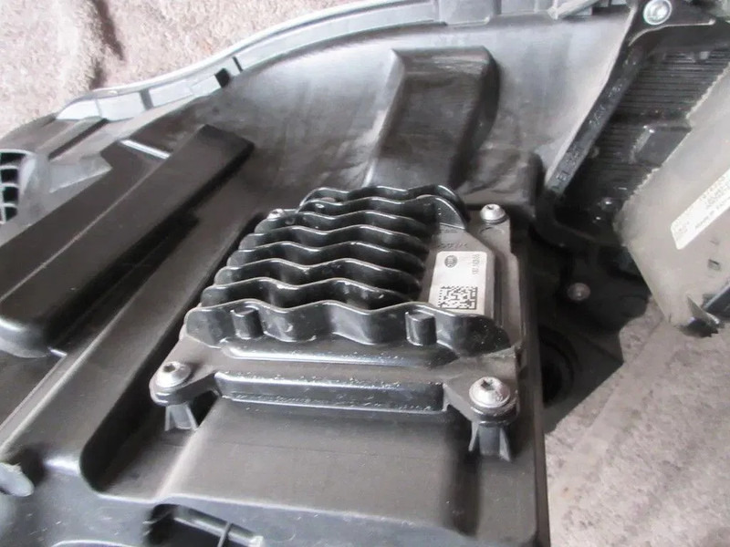 DAF 1857526 LED KOPLAMP DAF XF CF MODEL 2021 LINKS - المصابيح الأمامية - شاحنة: صورة 5 DAF 1857526 LED KOPLAMP DAF XF CF MODEL 2021 LINKS - المصابيح الأمامية - شاحنة: صورة 5