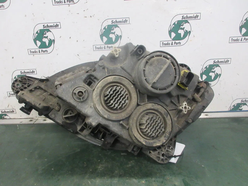 DAF 1857527 KOPLAMP DAF XF CF LED EURO 6 MODEL 2020 - المصابيح الأمامية - شاحنة: صورة 4 DAF 1857527 KOPLAMP DAF XF CF LED EURO 6 MODEL 2020 - المصابيح الأمامية - شاحنة: صورة 4