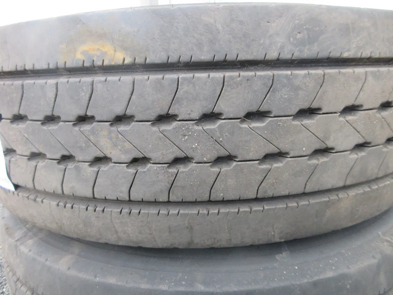 Goodyear 315 / 70 / 22.5 VOORBANDEN MET STAAL WIEL PROFIEL 90% - إطارات - شاحنة: صورة 2 Goodyear 315 / 70 / 22.5 VOORBANDEN MET STAAL WIEL PROFIEL 90% - إطارات - شاحنة: صورة 2