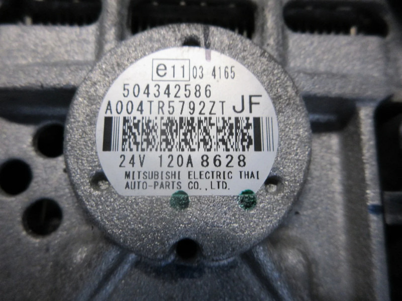 Iveco 504342586 DYNAMO IVECO // BMC EURO 6 MODEL 2023 - مبادل - شاحنة: صورة 5 Iveco 504342586 DYNAMO IVECO // BMC EURO 6 MODEL 2023 - مبادل - شاحنة: صورة 5