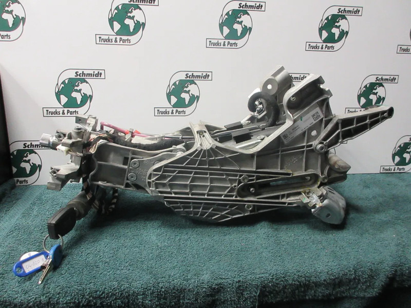 MAN 81.46113-6289 // 81.46433-6020 // 81.64633-6019 // STUURKOLOM MAN 18.510 EURO 6 - عمود التوجيه - شاحنة: صورة 2 MAN 81.46113-6289 // 81.46433-6020 // 81.64633-6019 // STUURKOLOM MAN 18.510 EURO 6 - عمود التوجيه - شاحنة: صورة 2