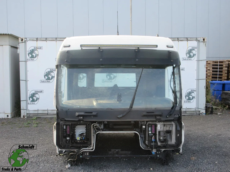 MAN MAN 18.430 TGS NIEUWETYPE MODEL 2023 IS VOOR PART DONER - الكابينة والداخلية - شاحنة: صورة 1 MAN MAN 18.430 TGS NIEUWETYPE MODEL 2023 IS VOOR PART DONER - الكابينة والداخلية - شاحنة: صورة 1