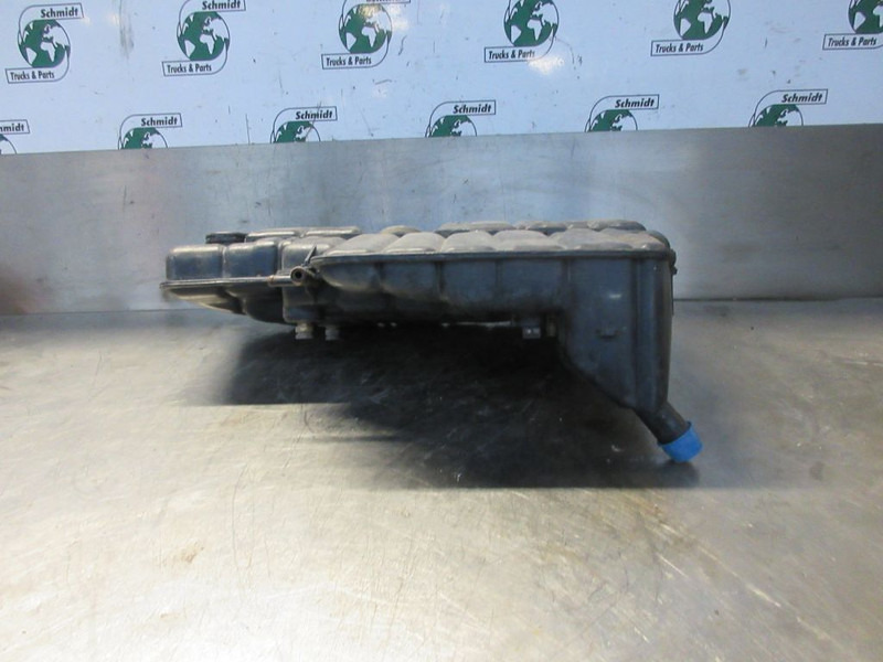 Mercedes-Benz A 000 500 21 48 EXPANSIEVAT - خزان التوسع - شاحنة: صورة 3 Mercedes-Benz A 000 500 21 48 EXPANSIEVAT - خزان التوسع - شاحنة: صورة 3