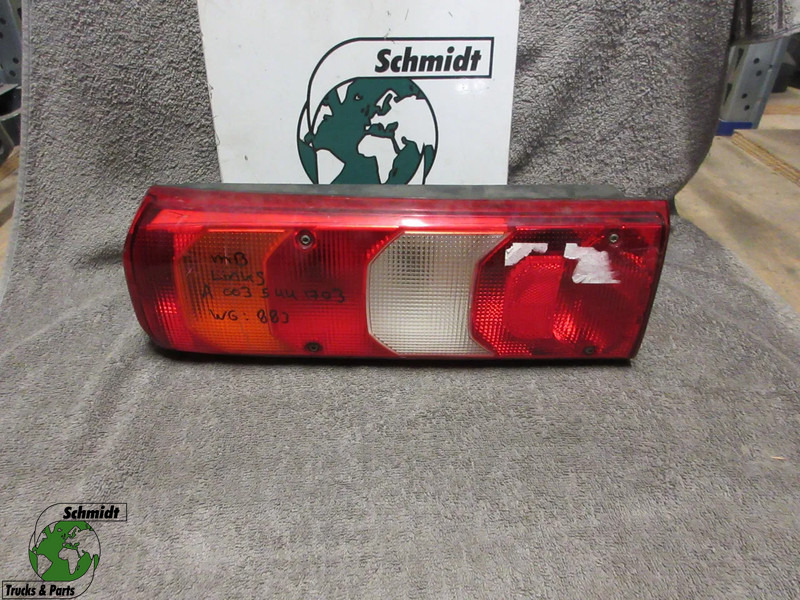 Mercedes-Benz A 003 554 17 03 ACHTERLAMP MERCEDES 1845 EURO 6 - المصابيح الخلفية - شاحنة: صورة 1 Mercedes-Benz A 003 554 17 03 ACHTERLAMP MERCEDES 1845 EURO 6 - المصابيح الخلفية - شاحنة: صورة 1